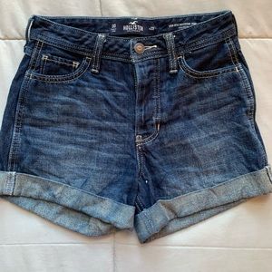 Hollister high waisted jean shorts NWOT